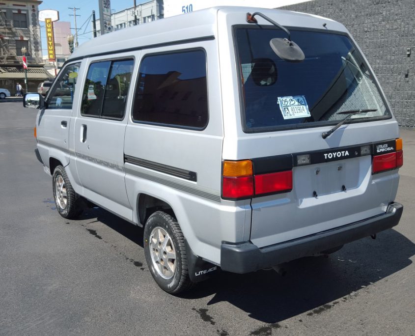 1988 Toyota Lite Ace Super Casual - OttoEx