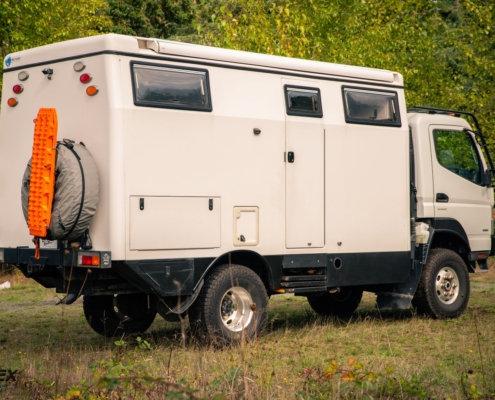 An Earthcruiser exterior